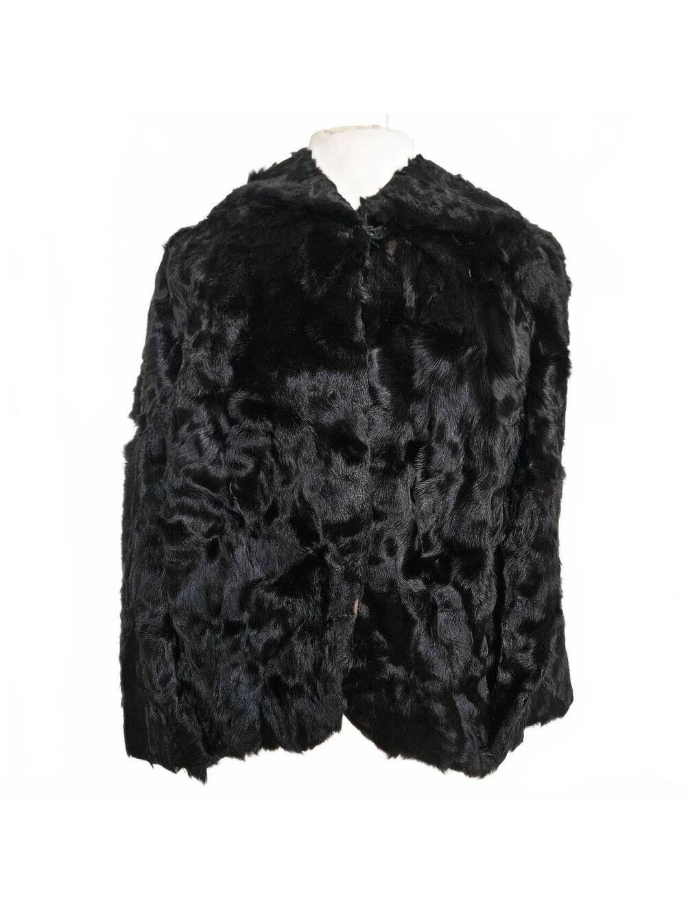vtg black fur cape